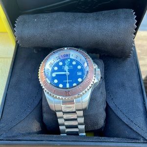 Invicta reserve watch